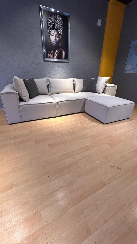 🛋️ Canapé Modulable 3 + 1 Pouf – 940 €